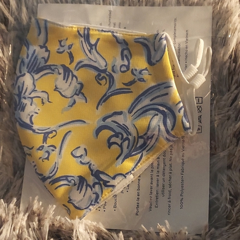Tory burch mask